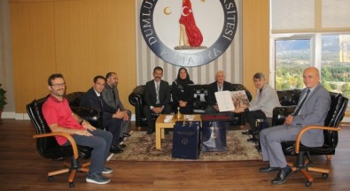 Dumlupınar Meydan Muharebesi'nin 'Basında Yankıları' Kitap Oldu