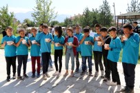 AŞURE KAZANI - Erzincan'da Minik Öğrencilere Aşure Dağıtıldı