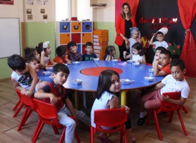 Miniklere Aşure Etkinliği