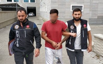 Otobüs Terminaline Uyuşturucu Operasyonu