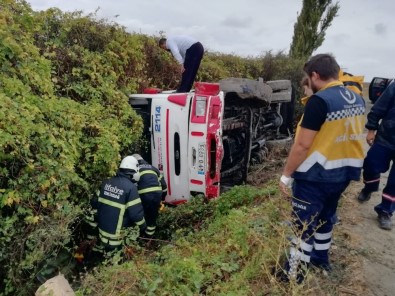 Tekirdağ'da Vinç Şarampole Devrildi Açıklaması 3 Yaralı