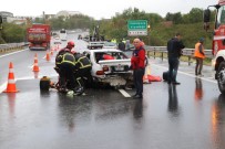HÜSEYIN ERDOĞAN - TEM Otoyolunda 3 Otomobil Birbirine Girdi Açıklaması 5 Yaralı