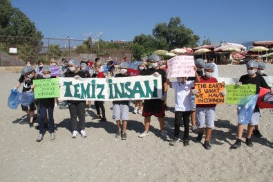 Alanya'da Çocuklar Sahil Temizliği Yaparak, Çevre Kirliliğine Dikkat Çekti