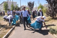 ÇEVRE KIRLILIĞI - Başkan Tanğlay Öncülüğünde Çöp Toplama Kampanyası