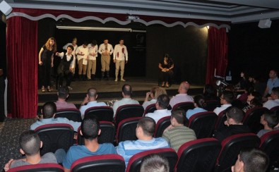 Çocuk Mahkumlara Kuvayı Milliye Destanı Sahnelendi