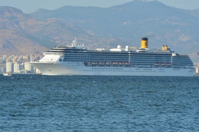 Kruvaziyer Gemileri İzmir Limanı'na Yeniden Demir Atacak