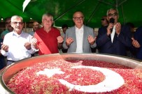 KARAKÖY - Manisa'da Kazanlar Dolusu Aşure Dağıtıldı