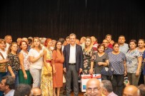 Seçer, Muhtarlara Bilgisayarlarını Teslim Etti