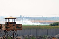 TERÖRİSTLER - Teröristler Sınır Boyunu Ateşe Verdi