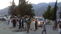 PENCAP - Pakistan'da Yolcu Otobüsü Kaza Yaptı Açıklaması 26 Ölü, 15 Yaralı