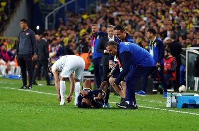 Rodrigues'in Ayak Bileğinde Zorlanma Tespit Edildi