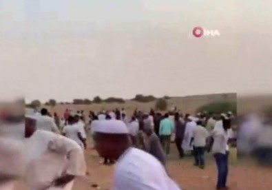 Sudan'da Otobüs Kazası Açıklaması 5 Ölü