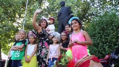 Süslü Kadınlar Bisiklet Turu