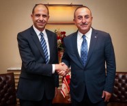 KıBRıS - Bakan Çavuşoğlu, KKTC'li Mevkidaşı Özersay İle Görüştü