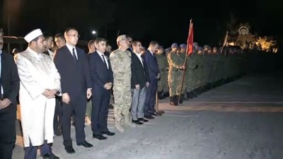 Hakkari'de Şehit Askerler İçin Tören