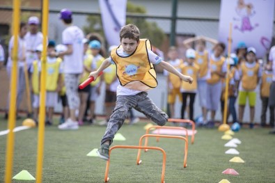 Hareket Şenliği Çocukları 'Hareket'e Çağırıyor