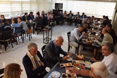 İlçe Hayat Boyu Öğrenme, Halk Eğitimi Planlama Ve İşbirliği Komisyonu Toplantısı Gerçekleştirildi