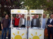 ÇAY BAHÇESİ - İYİ Parti Bilecik'te Üye Kaydı İçin Stant Kurdu