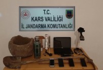 TARİHİ ESER KAÇAKÇILIĞI - Kars'ta Laptoplu Defineciler Suçüstü Yakalandı