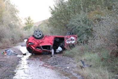 Sivas'ta Trafik Kazası; 2 Ölü 6 Ağır Yaralı