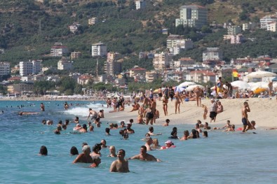 Thomas Cook'un İflasının Ardından Antalyalı Turizmciler Zararı En Aza İndirmeyi Hedefliyor