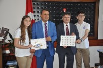 BAĞıMSıZLıK - Afyon Lisesinin 125'İnci Yılına Özel Pul