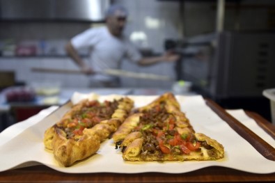 Bu Pideyi Yemek İçin Kilometrelerce Yol Geliyorlar