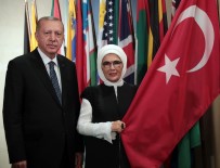 EMINE ERDOĞAN - Cumhurbaşkanı Erdoğan Ve Eşi Emine Erdoğan'dan BM'de Hatıra Fotoğrafı