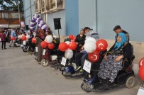 AFYONKARAHISAR BELEDIYESI - Engelli Bireylere 16 Akülü Araç Ve 10 Tekerlekli Sandalye