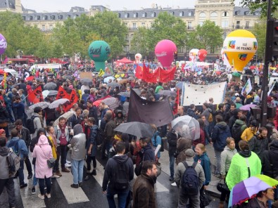 Fransa'da Demiryolu Çalışanları Grevde