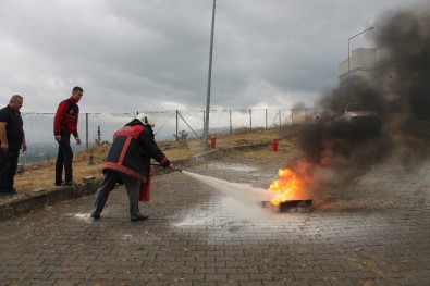 Hastane Çalışanlarına Yangın Eğitimi