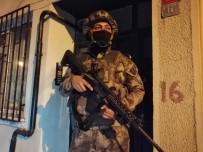 ÖZEL HAREKAT POLİSLERİ - İstanbul'da Özel Harekat Destekli Nefes Kesen Narkotik Operasyonu Açıklaması 25 Gözaltı