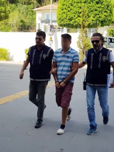 Manavgat Sorgun Çamlığı'nda Araçtan Para Çalan Şahıs Yakalandı