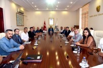 CELAL BAYAR ÜNIVERSITESI - Vali Deniz, Spor Ve Üniversite Güvenlik Toplantılarına Katıldı