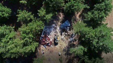 Villa Ve Çiftlik Evi Yaparak 50 Dönümlük Ormanı Katlettiler