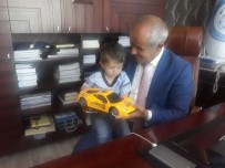 İŞİTME ENGELLİ - 2,5 Yaşında İlk Kez Duyan Minik Yusuf İlçenin Maskotu Oldu