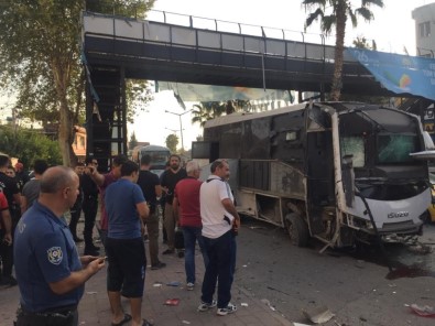 Adana'da Polis Servis Aracına Bombalı Saldırı Açıklaması 5 Yaralı