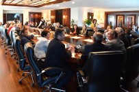 DERNEK BAŞKANI - Başkan Yavaş, Keçiörenli Muhtarlarla Buluştu