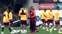 YILDIZ FUTBOLCU - Belhanda Maskeyle Derbiye Hazırlanıyor