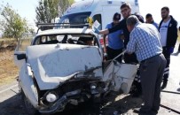 Çavdarhisar'da Trafik Kazası Açıklaması3 Yaralı
