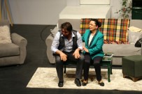 ŞEHİR TİYATROSU - Denizli Büyükşehir Belediyesi Şehir Tiyatrosu Perdelerini Açıyor