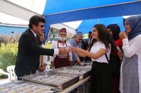 7 Aralık Üniversitesinde Aşure Dağıtıldı