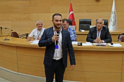 Akhisar Kent Konseyi'nin Yeni Başkanı Mustafa Özdemir Oldu