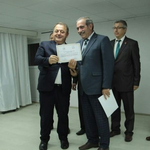 Beyşehir'de Okullara Beyaz Bayrak Ve Beslenme Dostu Okul Sertifikaları Verildi