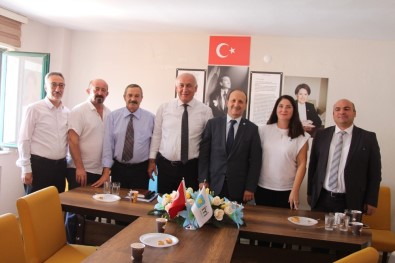 CHP Listesinden Meclis Üyesi Seçilen İYİ Parti Meclis Üyeleri, Partilerine Döndü