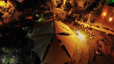 Güngören'de Parklarda Kalan Vatandaşlar Drone İle Görüntülendi