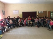 KIRTASİYE MALZEMESİ - Kadın Astsubaylardan Öğrencilere Eğitim Desteği