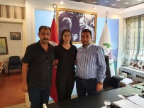 DÜNYA ŞAMPİYONASI - Şampiyon Sporcu Başkan Yıldırımı Ziyaret Etti