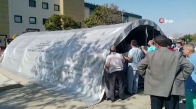 Silivri Devlet Hastanesi'nin Bahçesine Çadır Kuruldu
