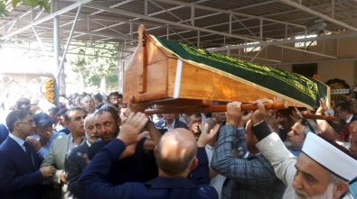 AK Partili Eski Milletvekili Ali Aydınlıoğlu Babasını Kaybetti